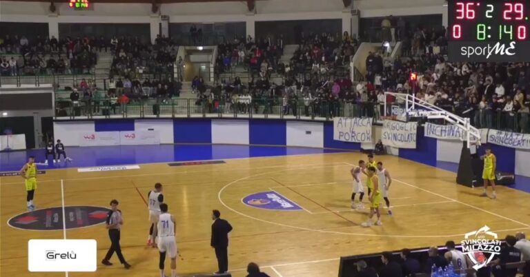 Basket, Serie B – Milazzo vince il derby contro Barcellona: grande folla sugli spalti