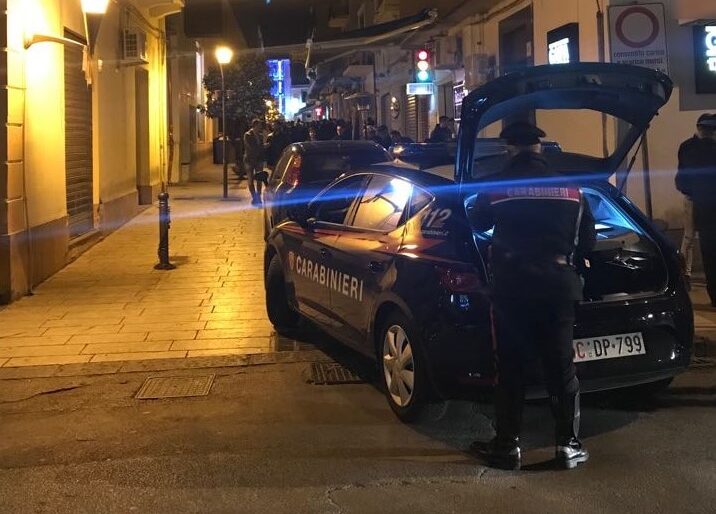 Barcellona Pozzo di Gotto – Controlli dei Carabinieri: due denunce e sei giovani segnalati come assuntori di droga