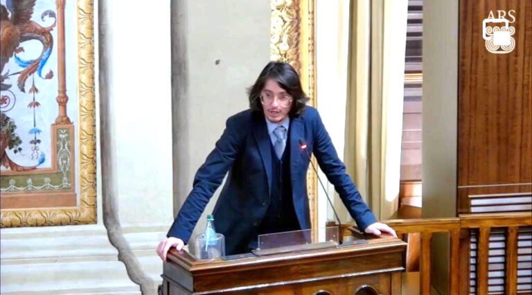 Trapani, revocati gli arresti domiciliari al deputato Dario Safina