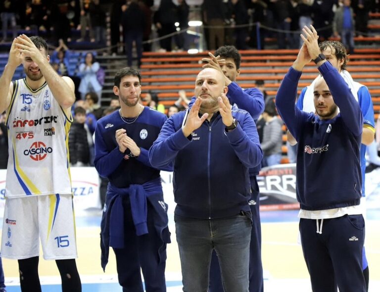 La Infodrive Capo d’Orlando vince il derby con Barcellona 73-59