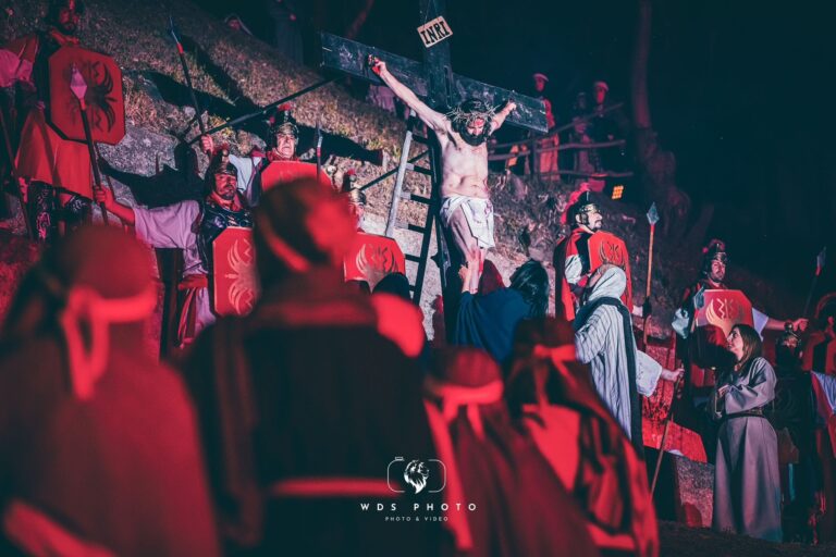 San Salvatore di Fitalia – Un successo la Via Crucis Vivente! Appuntamento al 2025 – VIDEO