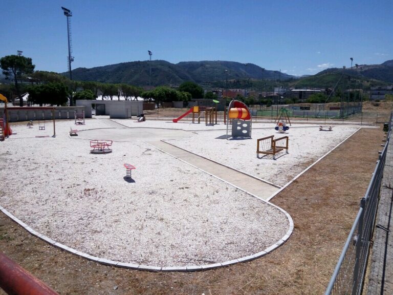 Oliveri: annullato il lodo arbitrale sulle prestazioni per la progettazione dei lavori di costruzione del verde attrezzato sul lungomare