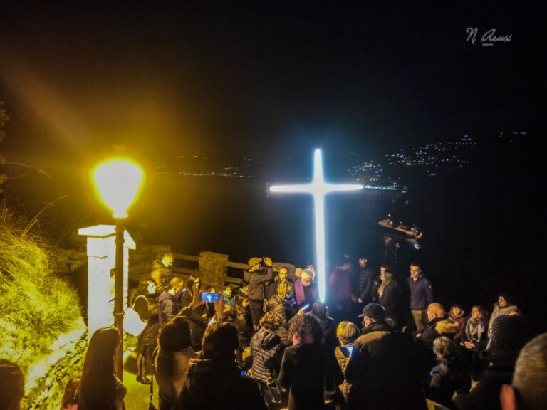 Capo d’Orlando – La Via Crucis al Monte della Madonna, in preparazione per la Settimana Santa – VIDEO