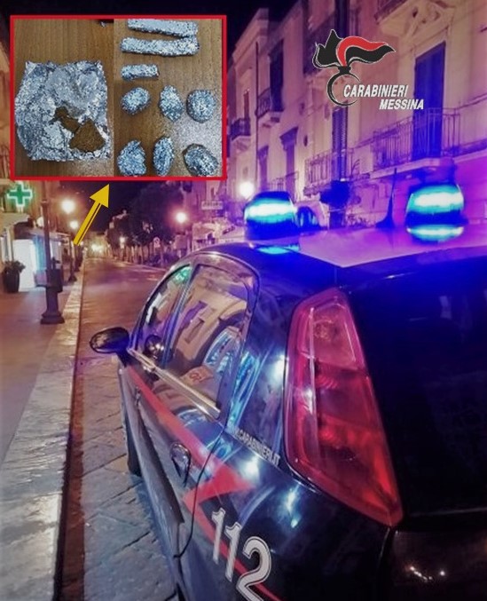 Sorpreso mentre vende hashish, arrestato pusher 34enne a Lipari