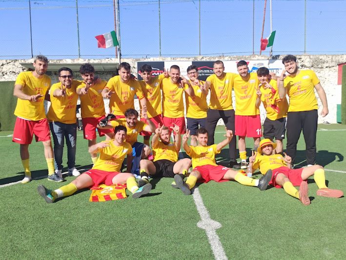 Olivarella : La squadra dell’Oratorio Giovanni Paolo II approda in serie C2. La felicità di Padre Stefano Messina “E’ una vittoria sportive e sociale”