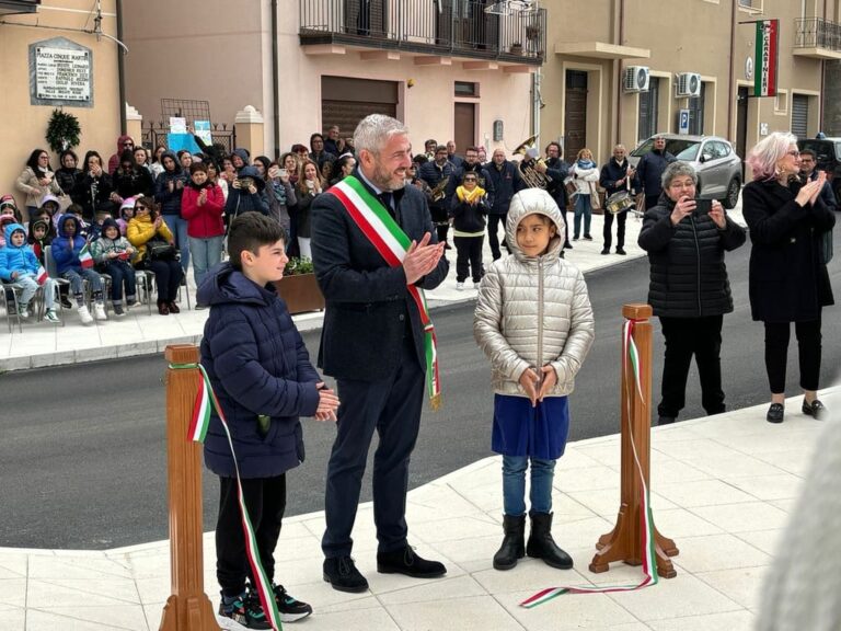 San Salvatore di Fitalia: Tripla inaugurazione per due piazze e per il monumento al Milite Ignoto – VIDEO