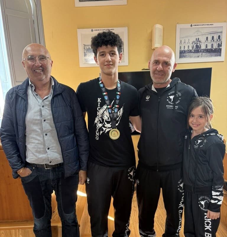 Capo d’Orlando – La cerimonia di premiazione degli atleti della White Tiger – VIDEO