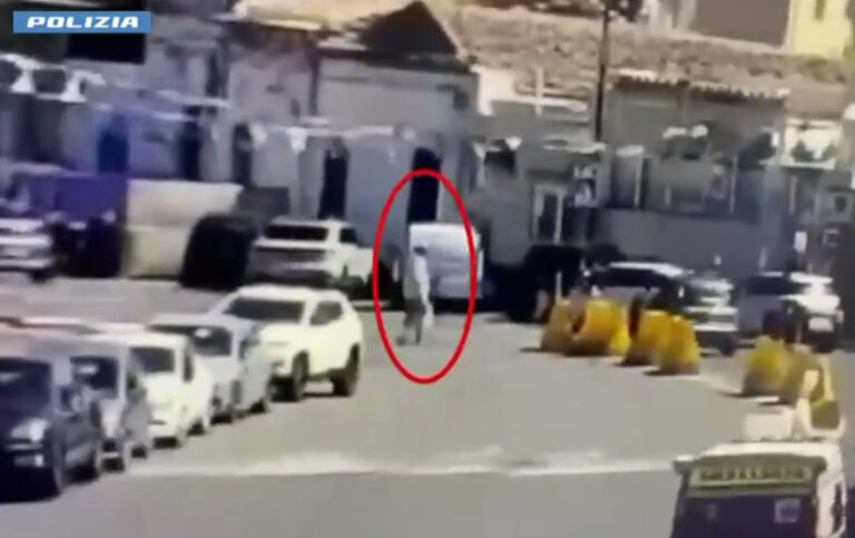 Catania, parcheggiatore abusivo uccide a coltellate un 30enne. Lite per delle vaschette di plastica non restituite