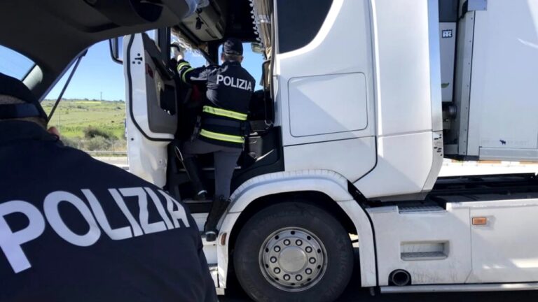 Operazione Truck&Bus della Polizia Stradale nel messinese: i controlli dal 5 all’11 maggio su bus e mezzi pesanti