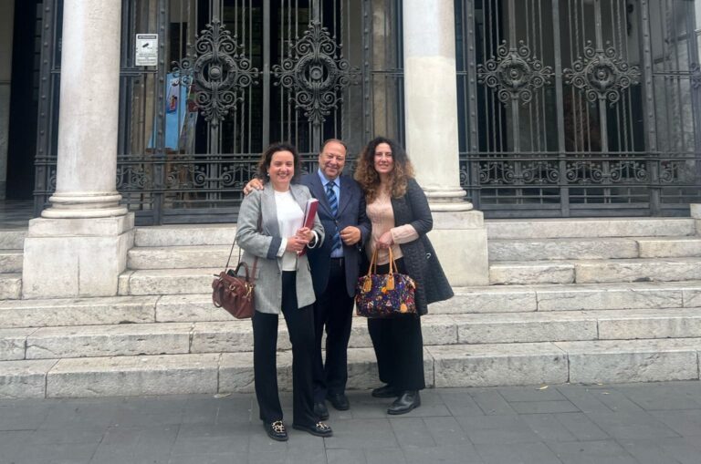 I consiglieri di “Tortorici Terzo Millennio” consegnano il dossier sulle strade al Direttore della Città Metropolitana di Messina