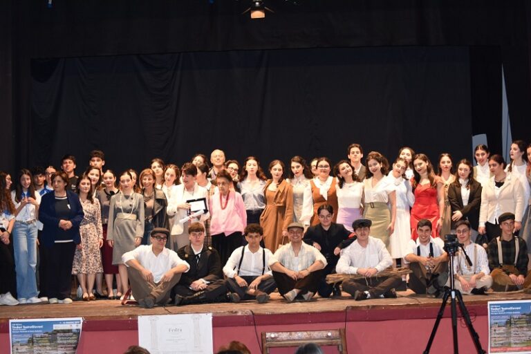 Patti: “Tindari Teatro Giovani” – sezione scuole superiori – vincono ex aequo l’iis “Enrico Medi” di Barcellona Pozzo di Gotto ed il liceo “Domenico Alberto Azuni” di Sassari