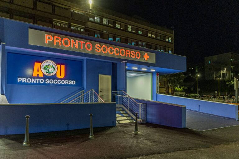 Infermiera aggredita al Policlinico di Messina: calcio al petto e prognosi di sei giorni