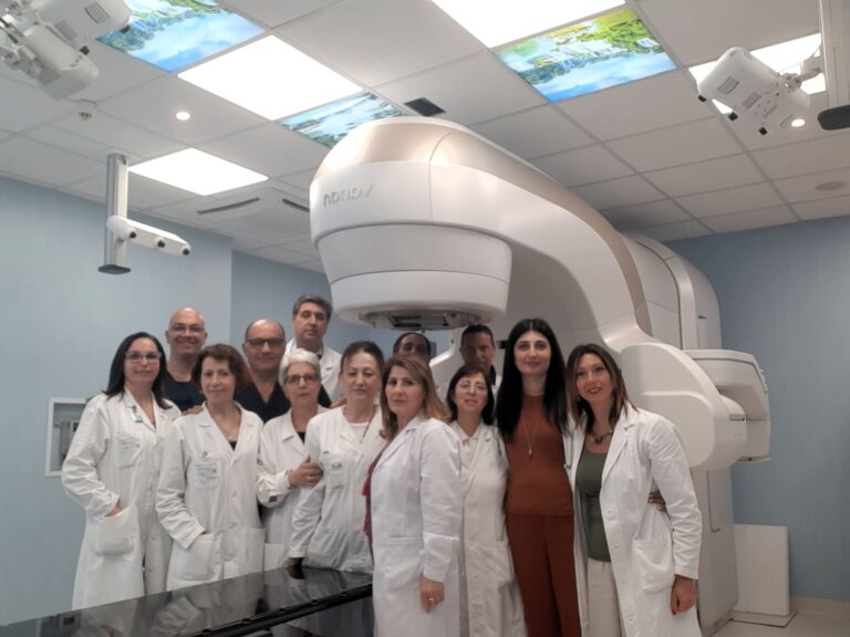 Tumore alla mammella sinistra, l’Asp introduce la tecnica del Breath Hold. Tecnologia all’avanguardia a Taormina