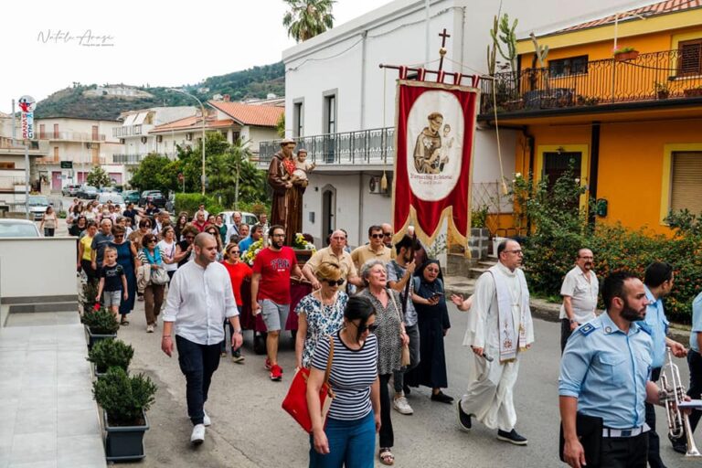 Al via a Capo d’Orlando le celebrazioni per la festa di Sant’Antonio da Padova, da oggi e fino al 15 giugno – VIDEO