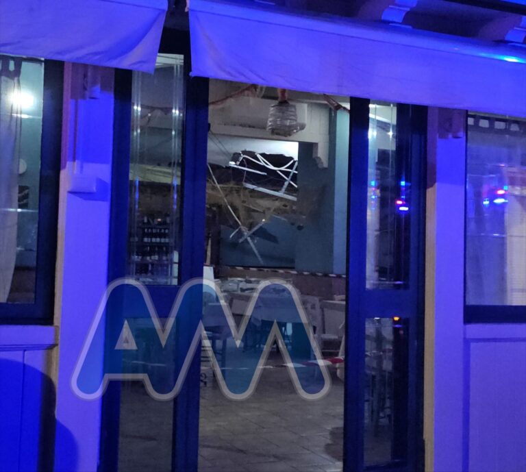 Sant’Agata Militello, crolla una porzione di soffitto in un locale del lungomare. Non ci sono feriti