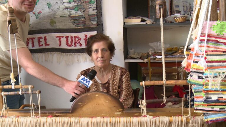 Alcara Li Fusi – La storia della signora Giovanna, una delle ultime artigiane delle “Pizzare” – VIDEO
