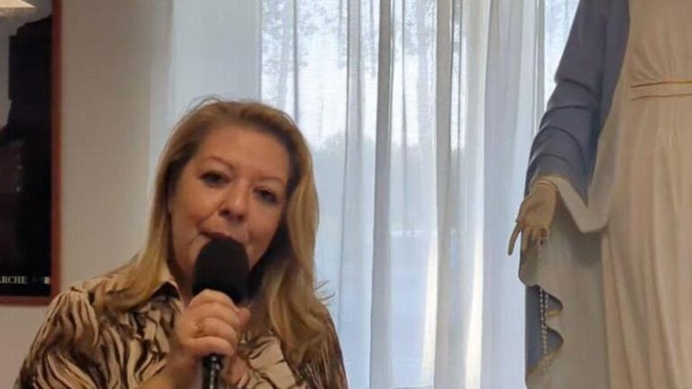 Inchiesta sui miracoli a Travignano. La siciliana Gisella Cardia e il marito indagati per tuffa. Battaglia sul DNA nelle lacrime della Madonna