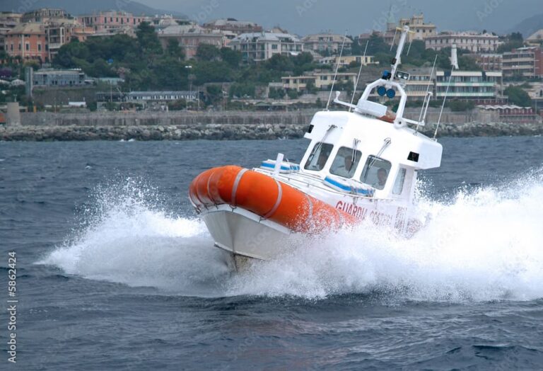 Controlli in mare sulla costa ionica: fioccano multe per chi non rispetta le regole della navigazione. Sequestrati 60 Kg di pesce non tracciato