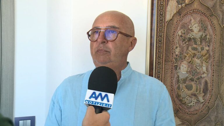 Capo d’Orlando – I chiarimenti del sindaco Ingrillì sulla nuova ordinanza e le strisce blu – VIDEO