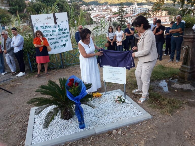 Brolo ricorda Antonio e Antonio: dieci anni dopo la scomparsa l’emozione è ancora viva