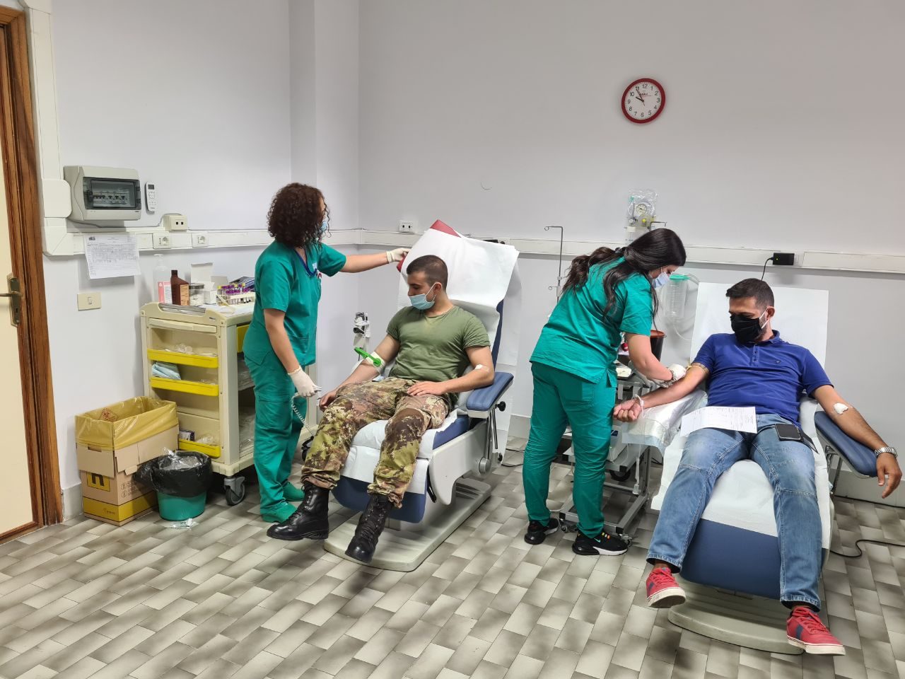 2. un momento della donazione
