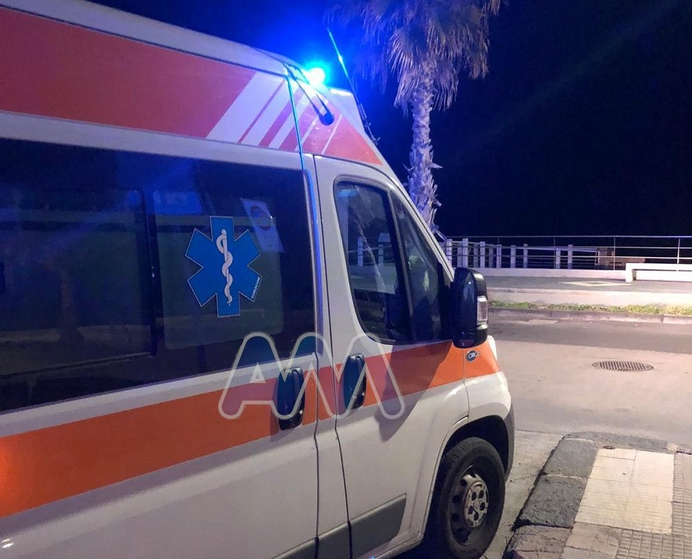 Ambulanza sera notte lungomare capo