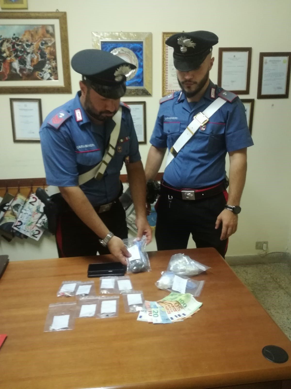 Arresto Stazione Carabinieri Fondachello Valdina