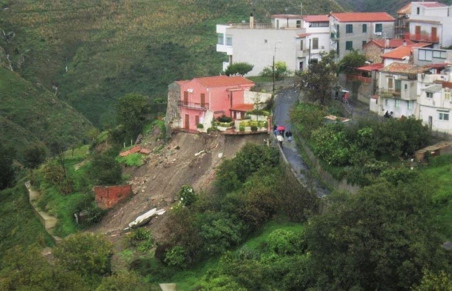 Frana Venetico sud-est
