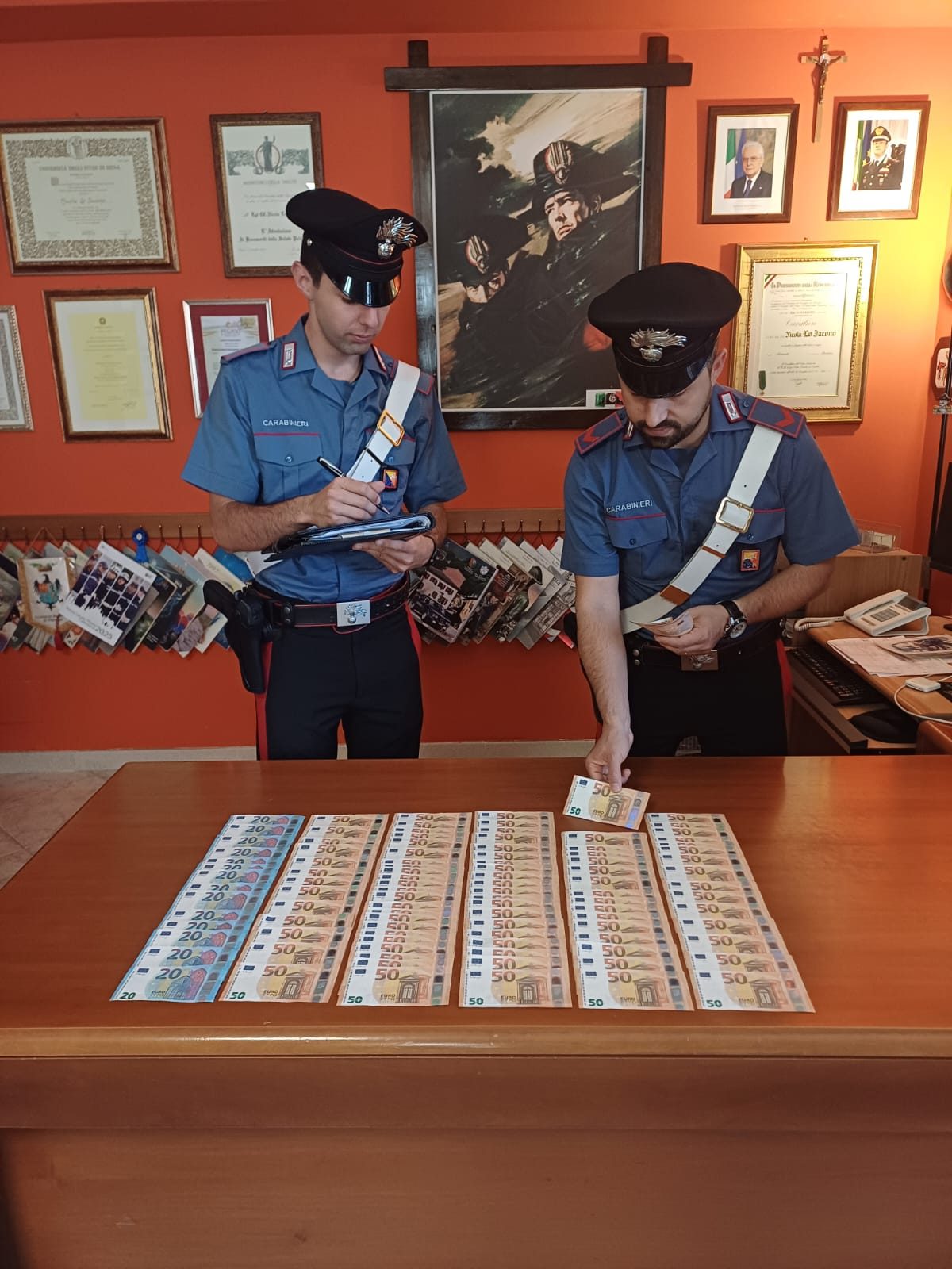 banconote false - ciminna