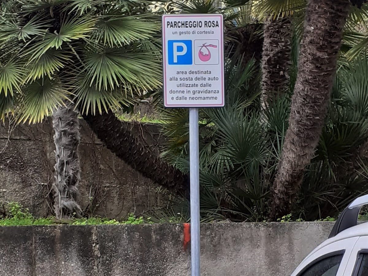 parcheggi rosa-min