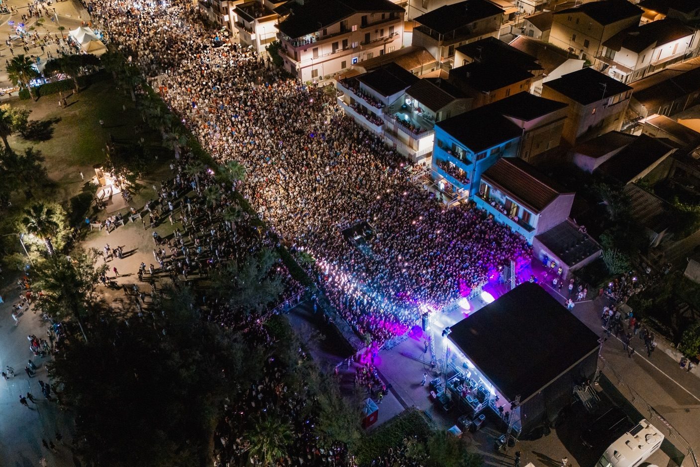 piazza mare Torrenova amuniì 2024