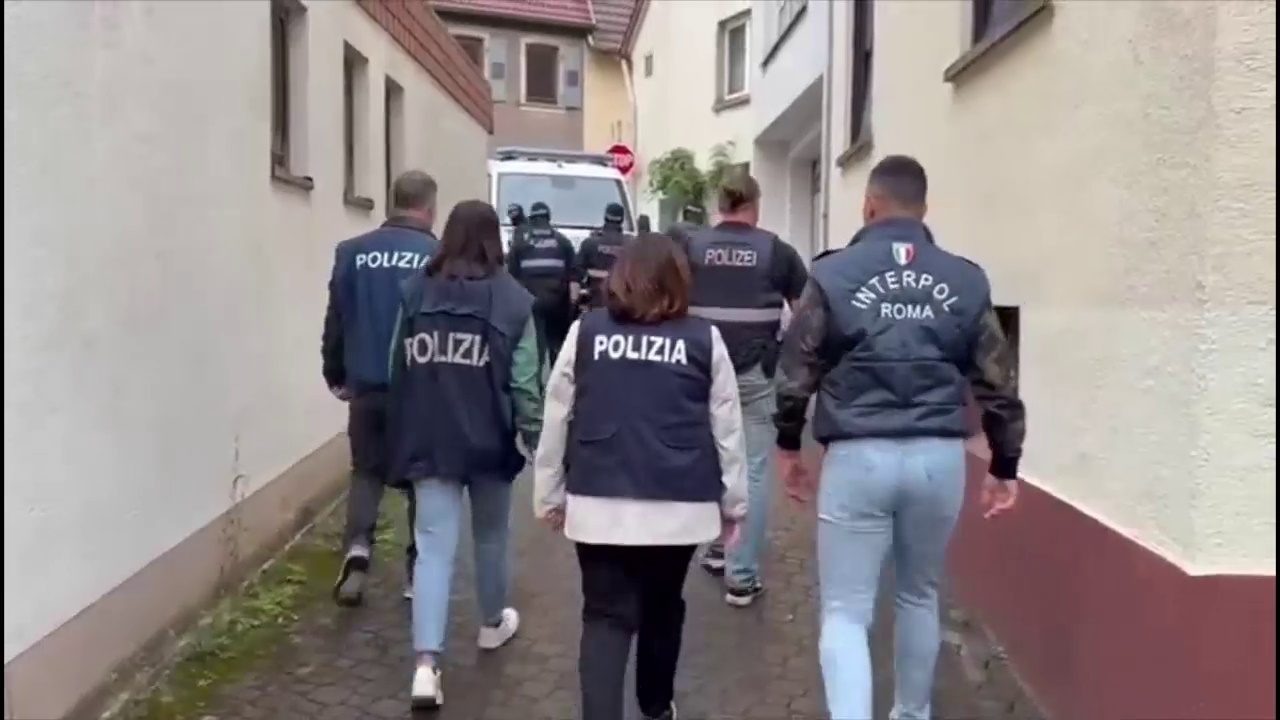 polizia italiana e tedesca